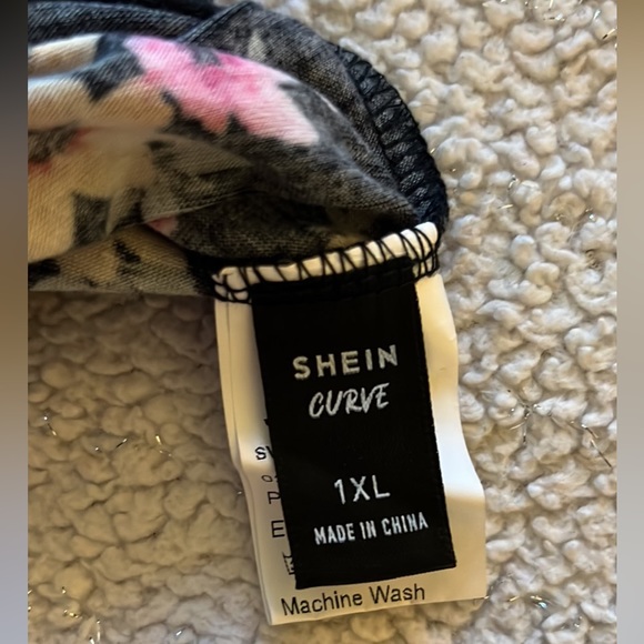 🌸 Floral Shein Curve BodySuit 🌸 🎉HP🎉 Price Dropped! - Picture 4 of 5